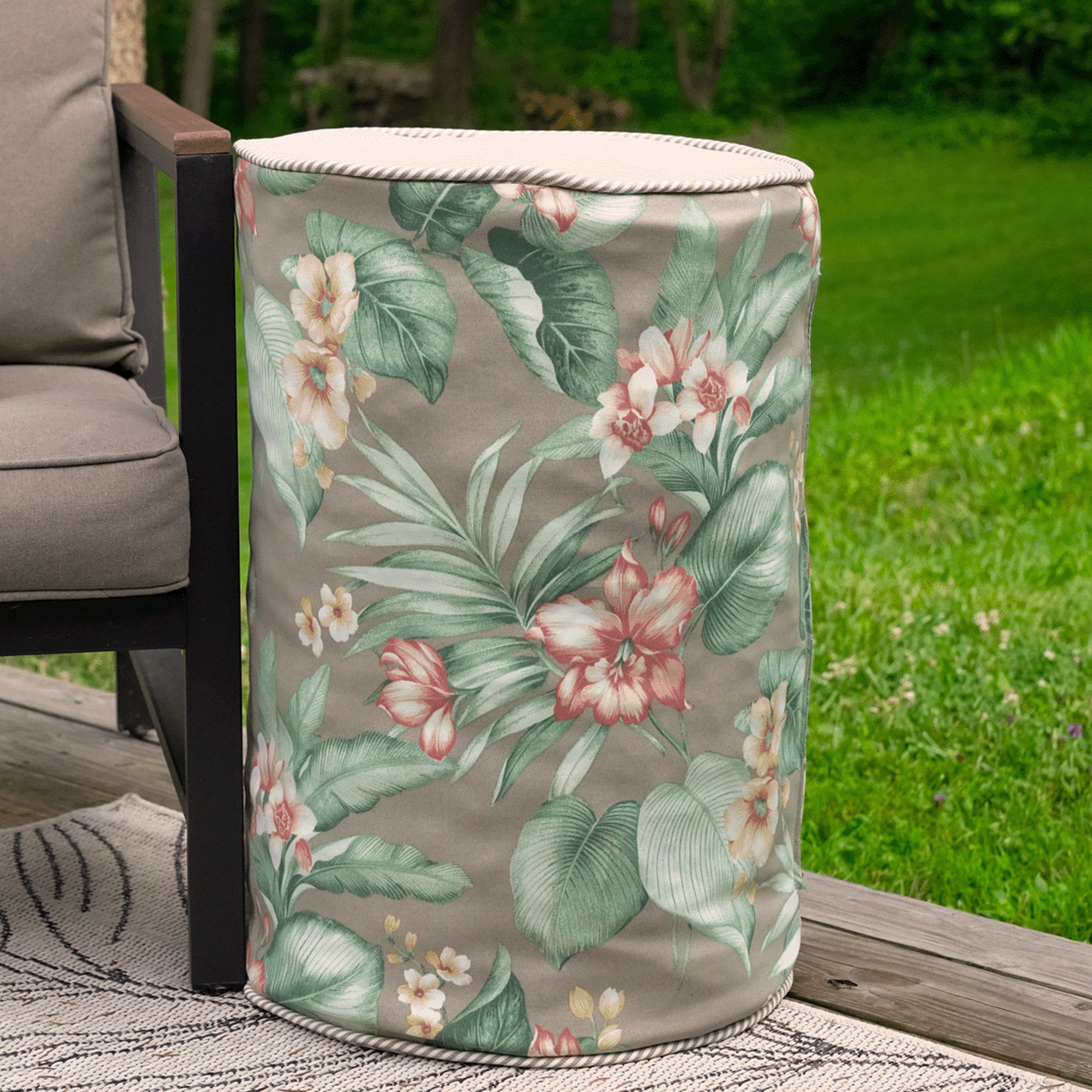 image Outdoor Pouf